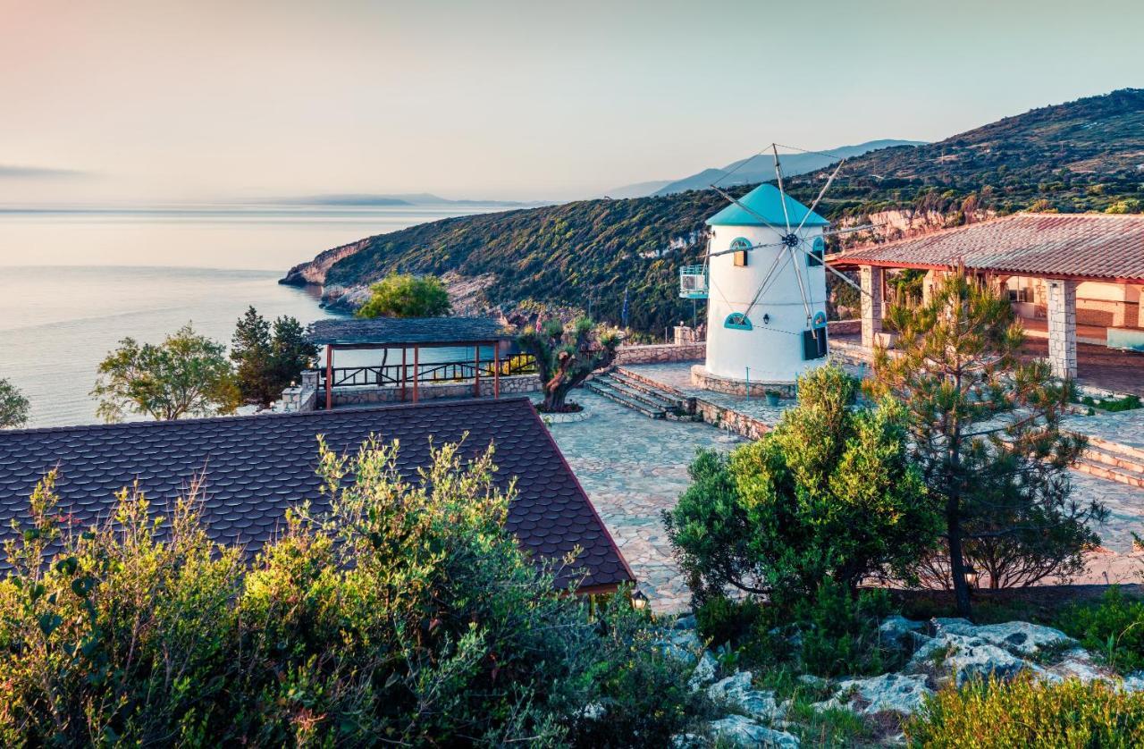 Koríthion Potamitis Windmills & Apartments מראה חיצוני תמונה