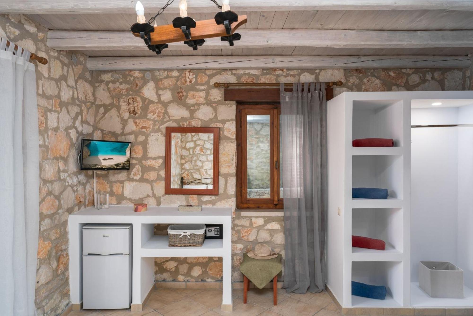 Koríthion Potamitis Windmills & Apartments חדר תמונה