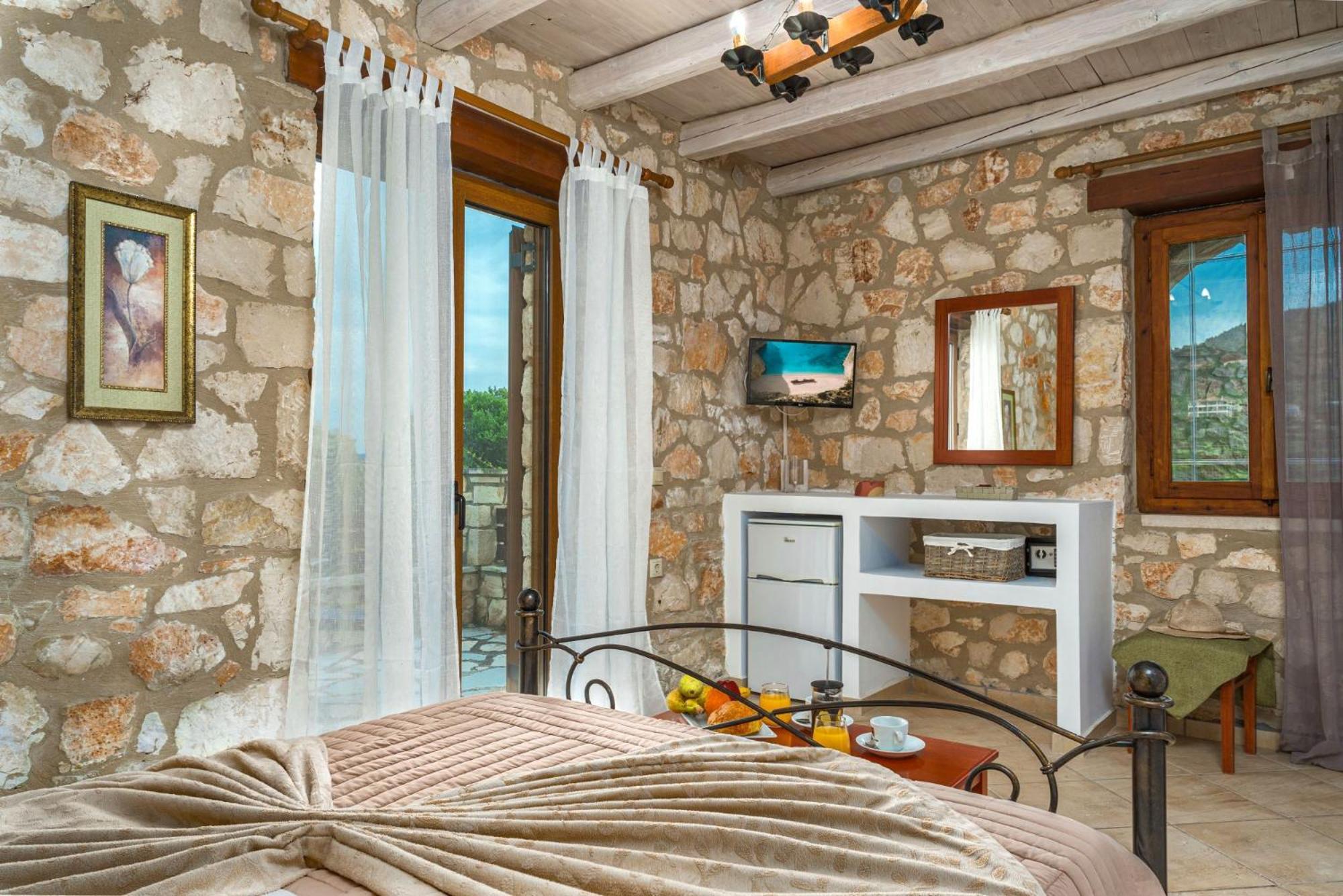 Koríthion Potamitis Windmills & Apartments מראה חיצוני תמונה